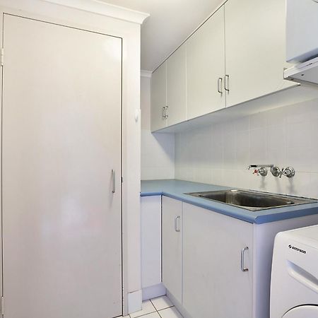 Newcastle Short Stay Accommodation - Sandbar Newcastle Beach Bagian luar foto