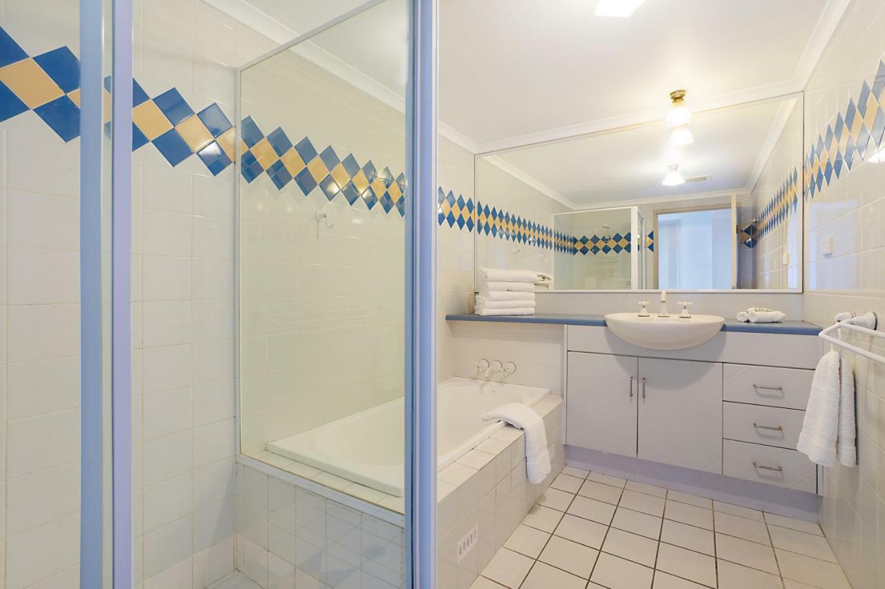 Newcastle Short Stay Accommodation - Sandbar Newcastle Beach Bagian luar foto