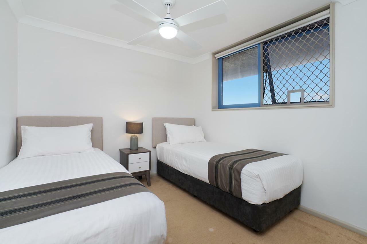 Newcastle Short Stay Accommodation - Sandbar Newcastle Beach Bagian luar foto
