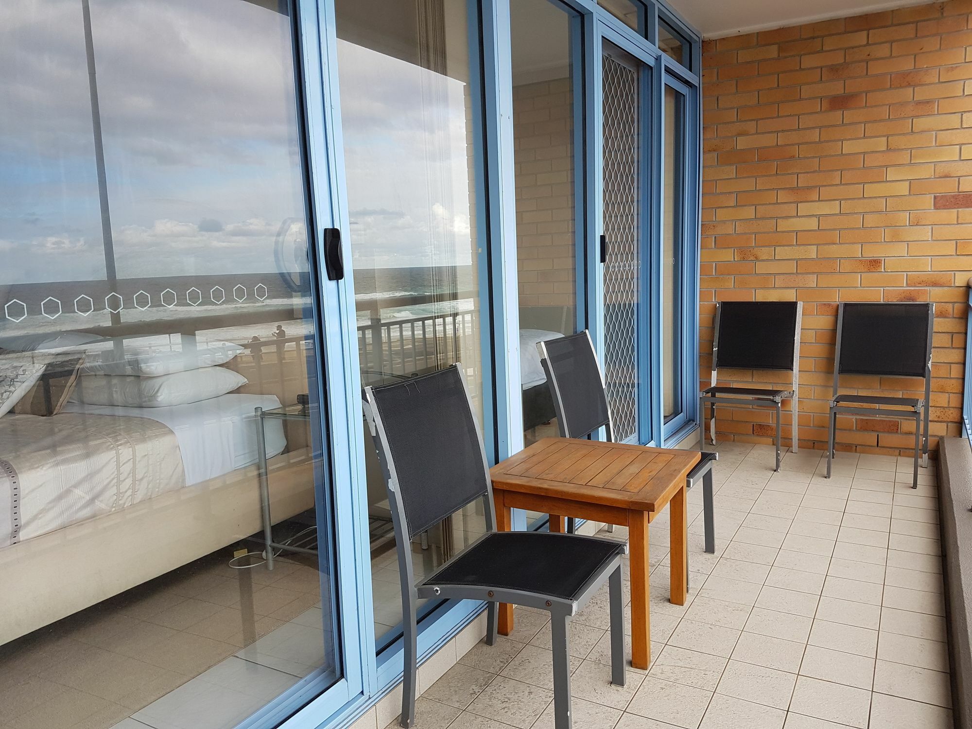 Newcastle Short Stay Accommodation - Sandbar Newcastle Beach Bagian luar foto
