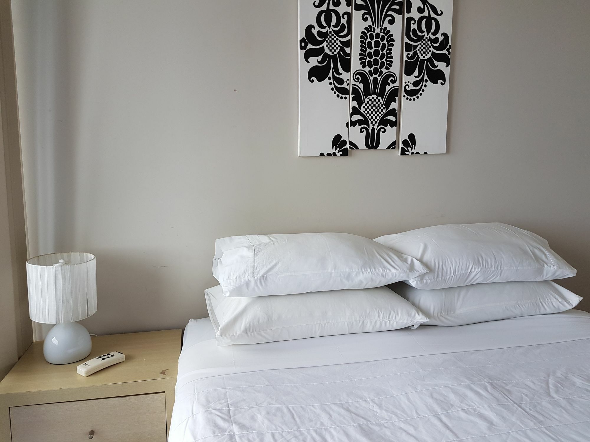 Newcastle Short Stay Accommodation - Sandbar Newcastle Beach Bagian luar foto